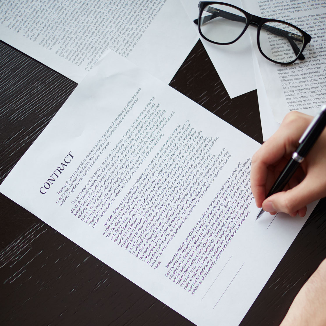 Contratos Comerciales para Empresas y Pymes en Colombia 